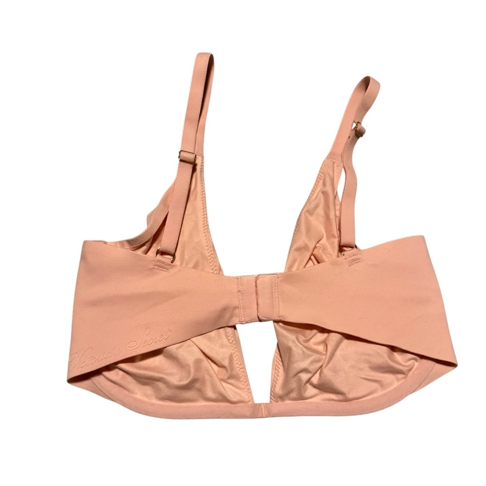 Victoria's Secret Blush Pink Incredible Unlined Plunge Underwire Bra Size 32DDD - Picture 3 of 10